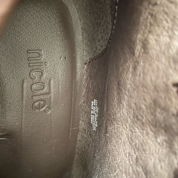 Preloved Nicole Halo black ankle booties - Picture 5 of 6